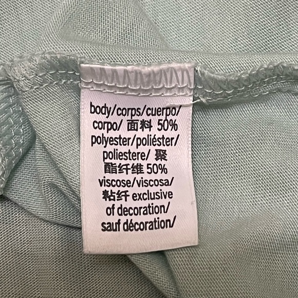 EUC VICTORIA’S SECRETComfy Oversized Nightgown - Picture 7 of 8